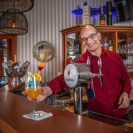 Hotel Duenenlaeufer Langeoog Bagian luar foto